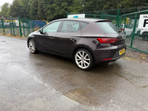 2019 SEAT Leon 1.5 Tsi Evo Fr Sport Hatchback 5dr Petrol Manual Euro 6 (s/s) (150 Ps) in Purple — image 4