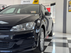 2013 Volkswagen Golf 1.6 Tdi Bluemotion Tech S Euro 5 (s/s) 5dr in Black — image 5