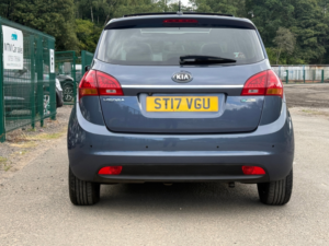 2017 Kia Venga 1.6 4 MPV 5dr Petrol Manual Euro 6 (s/s) (123 Bhp) in Blue — image 6