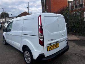 2023 Ford Transit Connect 1.5 250 Ecoblue Limited L2 Euro 6 (s/s) 5dr in White — image 5