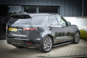 2022 Land Rover Discovery 3.0 D300 Mhev R-Dynamic Se in Grey — image 2