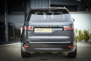 2022 Land Rover Discovery 3.0 D300 Mhev R-Dynamic Se in Grey — image 6