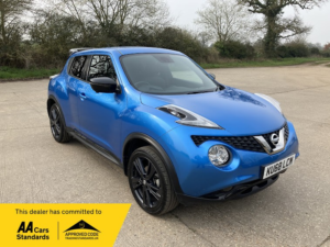 2018 Nissan Juke 1.6 Tekna in Blue — image 2