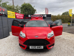 2014 Ford Focus 2.0t Ecoboost St-3 Euro 5 (s/s) 5dr in Red — image 5