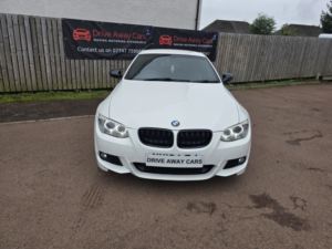 2013 BMW 3 Series 2.0 320d M Sport Coupe in White — image 2