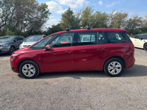 2016 Citroen Grand C4 Picasso 1.6 Bluehdi Vtr+ Eat6 Euro 6 (s/s) 5dr in Red — image 6