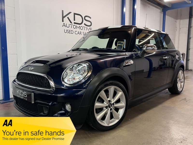 2013 MINI Hatch 1.6 Cooper S Hatch in Blue — image 1