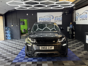 2017 Land Rover Range Rover Evoque 2.0 Td4 Hse Dynamic Lux in Grey — image 2