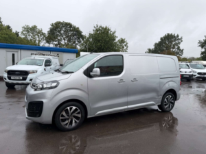 2016 Citroen Dispatch 2.0 Bluehdi 1400 Enterprise Plus M Panel Van 6dr Diesel Manual Fwd 2 Euro 6 (s/s) (120 Ps) in Silver — image 3