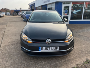 2017 Volkswagen Golf 1.6 Tdi Bluemotion Tech Se Nav Hatchback 5dr Diesel Manual Euro 6 (s/s) (115 Ps) in Grey — image 2