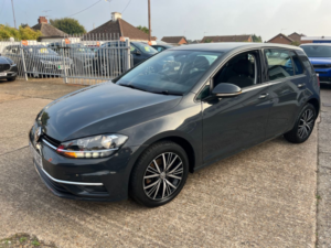 2017 Volkswagen Golf 1.6 Tdi Bluemotion Tech Se Nav Hatchback 5dr Diesel Manual Euro 6 (s/s) (115 Ps) in Grey — image 3