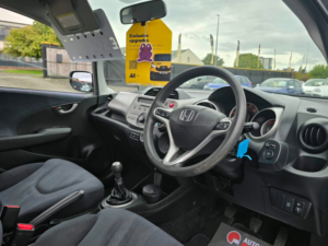 2009 Honda Jazz 1.4 I-Vtec Es Hatchback 5dr Petrol Manual Euro 4 (100 Ps) in Silver — image 3