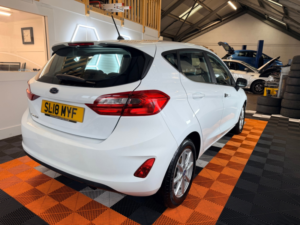 2018 Ford Fiesta 1.0t Ecoboost Zetec Hatchback 5dr Petrol Manual Euro 6 (s/s) (100 Ps) in White — image 5
