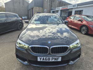 2018 BMW 5 Series 2.0 520d M Sport Touring in Grey — image 4