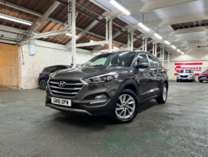2016 Hyundai Tucson 1.7 Crdi Blue Drive Se Nav Euro 6 (s/s) 5dr in Grey — image 2