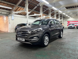 2016 Hyundai Tucson 1.7 Crdi Blue Drive Se Nav Euro 6 (s/s) 5dr in Grey — image 4