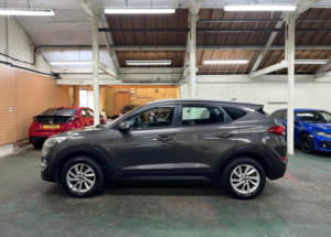 2016 Hyundai Tucson 1.7 Crdi Blue Drive Se Nav Euro 6 (s/s) 5dr in Grey — image 5