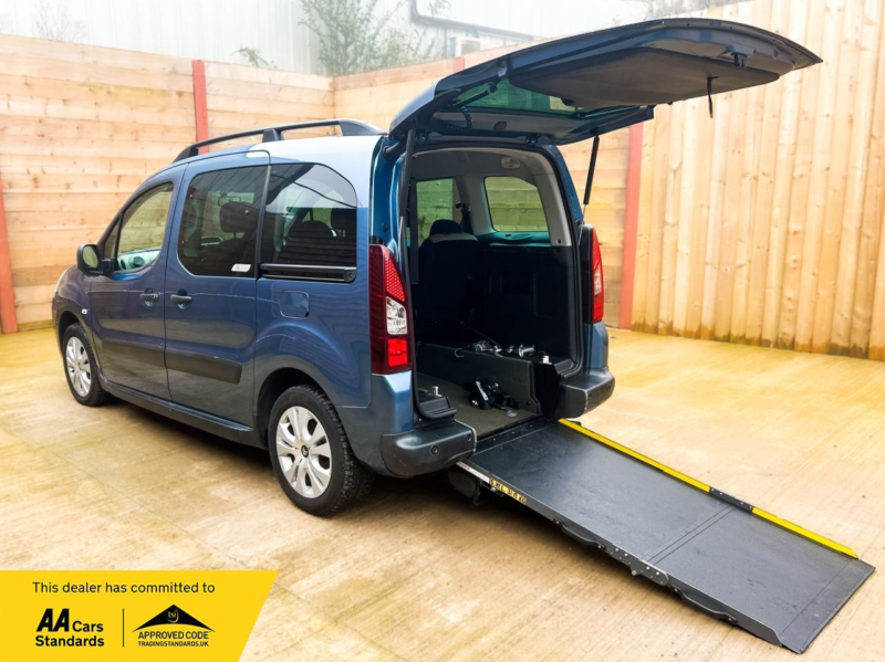 2015 Citroen Berlingo Multispace 4 SEAT Wheelchair Accessible Disabled Access Ramp Car in Blue — image 1