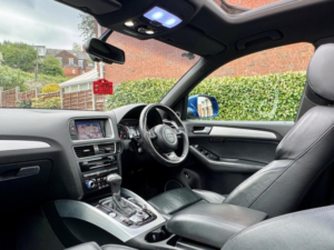 2014 Audi Q5 3.0 Tdi V6 S Line Plus S Tronic Quattro Euro 5 (s/s) 5dr in Blue — image 3