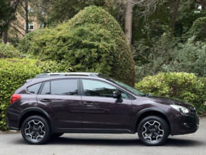 2012 Subaru Xv 2.0 I Se in Red — image 2
