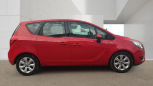 2016 Vauxhall Meriva 1.4i Life MPV 5dr Petrol Manual Euro 6 (100 Ps) in Red — image 5