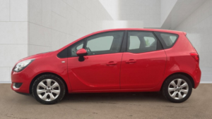 2016 Vauxhall Meriva 1.4i Life MPV 5dr Petrol Manual Euro 6 (100 Ps) in Red — image 6
