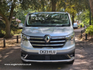 2022 Renault Trafic 2.0 Dci Blue Ll30 Sport Crew Van L2 H1 Euro 6 (s/s) 6dr in Grey — image 5