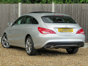 2017 Mercedes-Benz Cla Cla 220d Sport Shooting Brake Estate 7g Automatic * Panoramic Glass Sunroof + Apple Car Play * in Silver — image 2