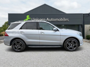 2015 Mercedes-Benz M Class 2.1 Ml250 Bluetec Amg Line in Silver — image 2