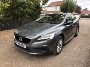 2016 Volvo V40 Cross Country 2.0 Cross Country Pro T3 in Grey — image 3