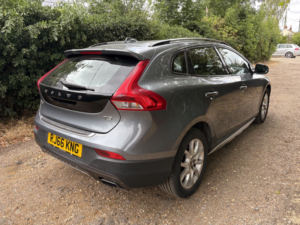2016 Volvo V40 Cross Country 2.0 Cross Country Pro T3 in Grey — image 6