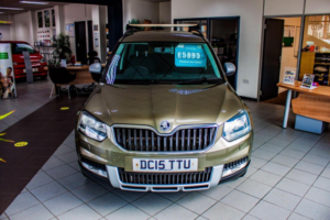 2015 Skoda Yeti 2.0 Tdi Se Outdoor Euro 5 5dr in Green — image 5