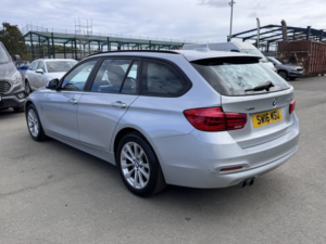 2016 BMW 3 Series 2.0 320i Xdrive Se Touring in Silver — image 4