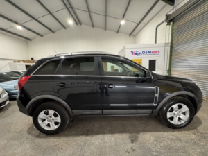 2012 Vauxhall Antara 2.2 Cdti Exclusiv in Black — image 5