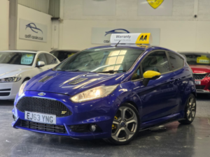 2013 Ford Fiesta 1.6 T Ecoboost St-2 in Blue — image 4