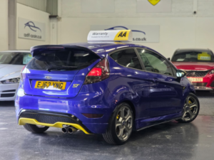 2013 Ford Fiesta 1.6 T Ecoboost St-2 in Blue — image 5