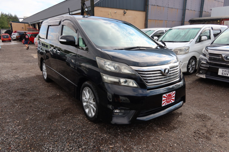 2009 Toyota Vellfire 2.4z 8 Seats in Black — image 1