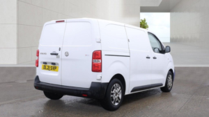 2021 Vauxhall Vivaro 1.5 Turbo D 2700 Dynamic Panel Van 6dr Diesel Manual L1 H1 Euro 6 (s/s) (120 Ps) in White — image 4