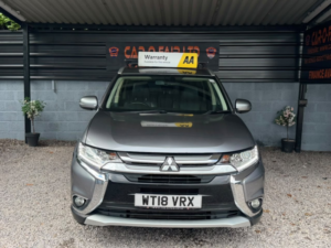 2018 Mitsubishi Outlander 2.2 Di-D 3 in Grey — image 2