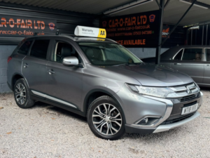 2018 Mitsubishi Outlander 2.2 Di-D 3 in Grey — image 3