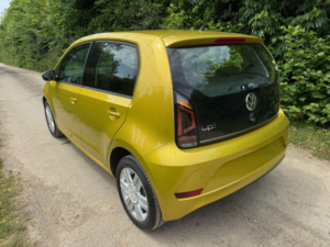 2017 Volkswagen Up! 1.0 Bluemotion Tech High Up! Asg Euro 6 (s/s) 5dr in Gold — image 5
