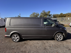 2023 Volkswagen Transporter T6.1 T30 Highline DSG Lwb Van. Tailgate. Alloys. Ac. in Grey — image 4