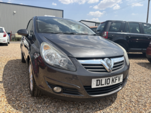 2010 Vauxhall Corsa 1.4 I 16v Sxi in Grey — image 2