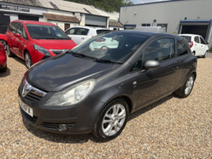 2010 Vauxhall Corsa 1.4 I 16v Sxi in Grey — image 4