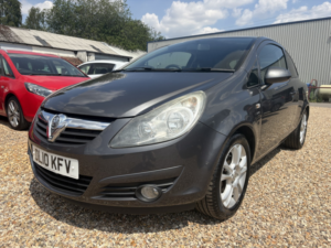 2010 Vauxhall Corsa 1.4 I 16v Sxi in Grey — image 5