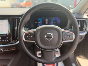 2023 Volvo V60 2.0 V60 Core B3 Mhev Auto 5dr in Black — image 5