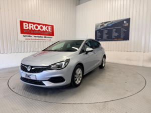 2020 Vauxhall Astra 1.2 Turbo Business Edition Nav Euro 6 (s/s) 5dr in Silver — image 3
