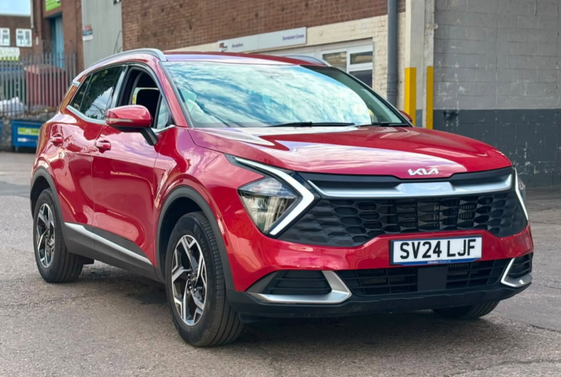 2024 Kia Sportage 1.6 T-Gdi Mhev 2 SUV 5dr Petrol Hybrid Manual Euro 6 (s/s) (157 Bhp) in Red — image 1