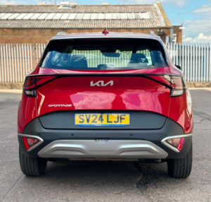 2024 Kia Sportage 1.6 T-Gdi Mhev 2 SUV 5dr Petrol Hybrid Manual Euro 6 (s/s) (157 Bhp) in Red — image 5