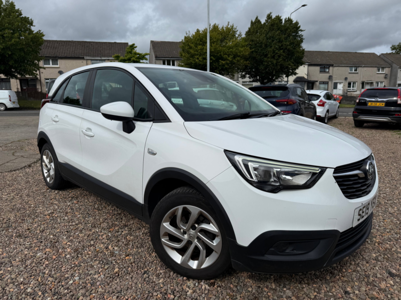 2019 Vauxhall Crossland X 1.2 Se SUV 5dr Petrol Manual Euro 6 (83 Ps) in White — image 1
